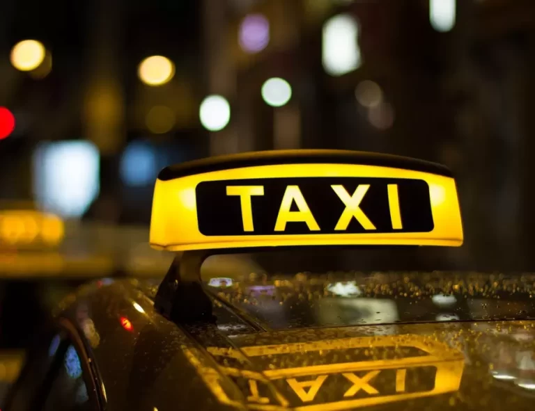 Taxi