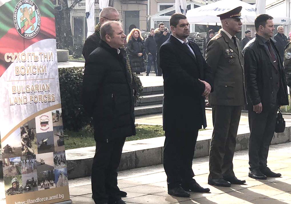 Радослав Тасков, присъства на официална церемония посрещане на военно формирование, взело участие в силите на оперативния резерв на стабилизиращите сили на НАТО в Косово